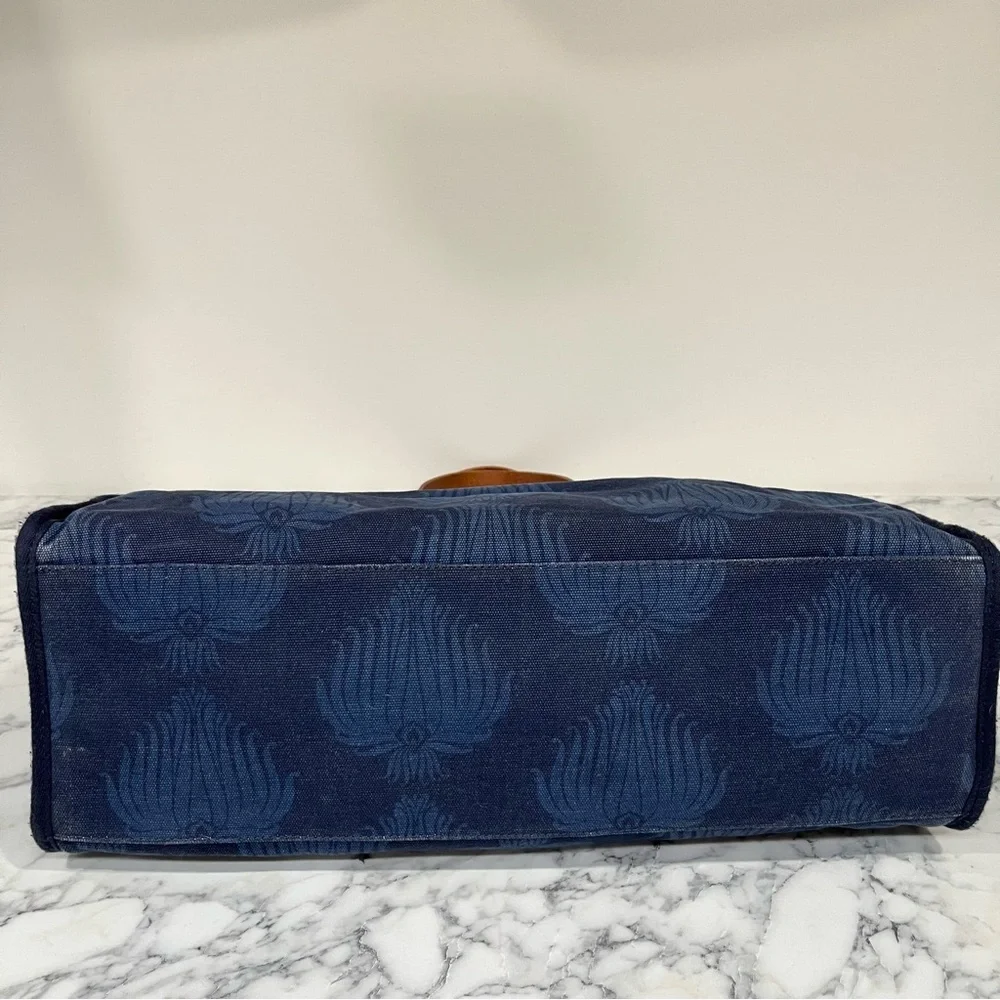 Pottery Barn Kids preppy canvas diaper tote navy blue leather straps initial 